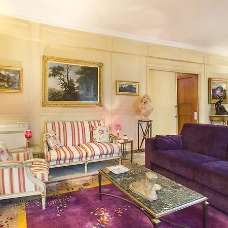 Apartment Saint Honore Paris