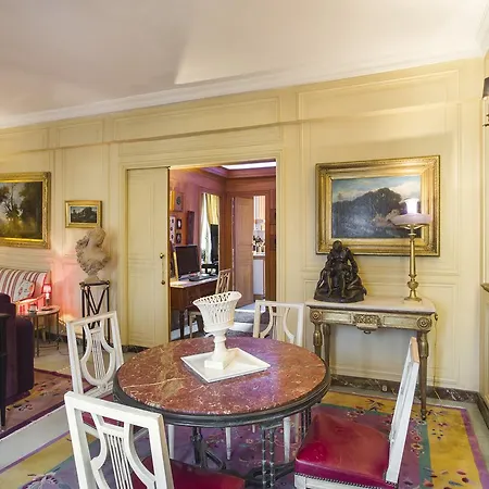 Apartment Saint Honore *